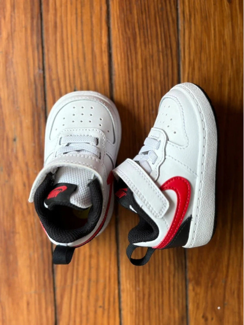 3C Baby Nikes NEW White Black Red